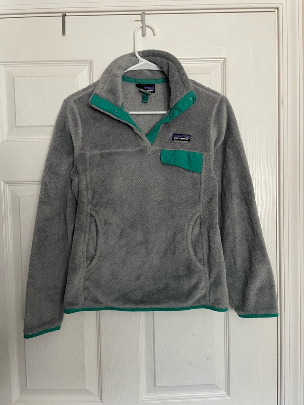 Patagonia Womens Small Grey & Teal Fleece Jacket Re-Tool Snap-T Pullover